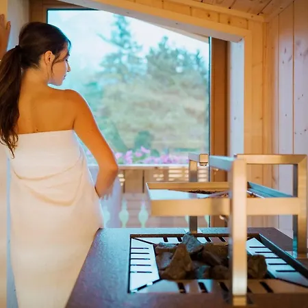 Hotel Camina And